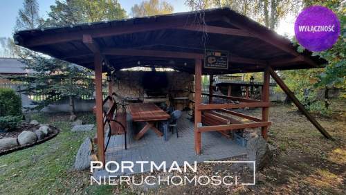 Atrakcyjny dom w spokojnej i zielonej okolicy