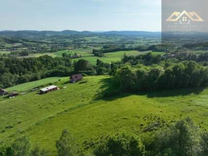 Widokowa działka na panoramę gór