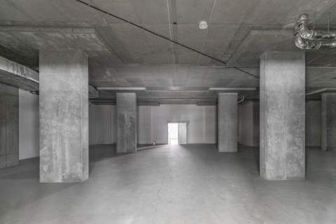 Lokal o pow. 490,56 m2 z witrynami ul. Jasna
