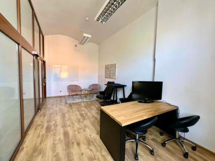 Biuro 159 m2 Centrum PKP / PKS 5 min Parking Winda
