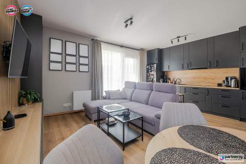 Zadbane 3 pok. z hala garażową