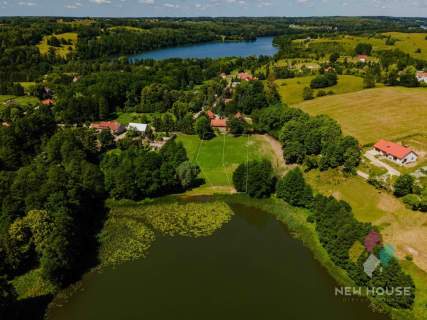 Działka budowlana z linią brzegową, Kiersztanowo