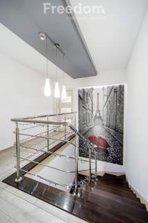 Nowoczesny dom 170 m z dużym garażem i ogrodem