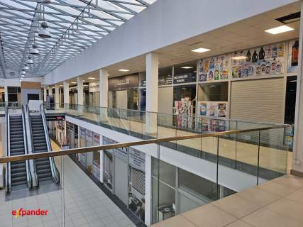 Lokal handlowo usługowy 200 m2