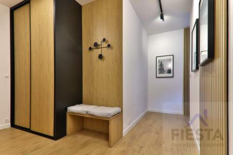Duży apartament z 2 miejscami garażowym