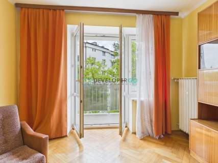 2 pokoje z osobną kuchnią i balkonem. Centrum