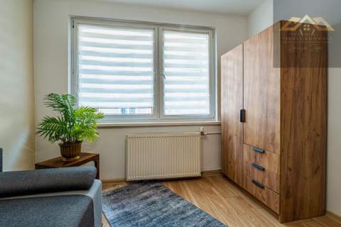 Piaskówka, mieszkanie 2 pokojowe z balkonem na parterze
