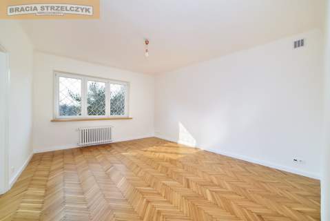 Bielany - 3 pokoje na sprzedaż, z własnym ogrodem