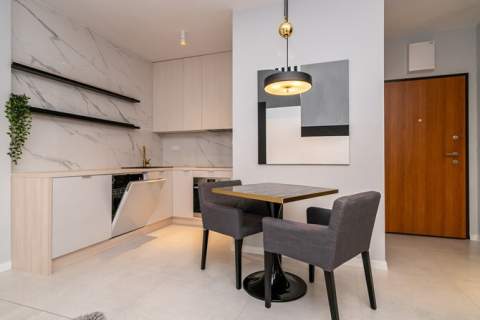 2 pokoje balkon, mp w garażu- Kazimierza 32