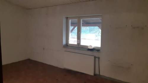 Kobyłka całe piętro o wys. 2,9 m2 pod dzialnosc