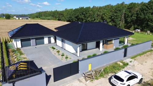 Nowy, parterowy dom przy lesie 5 pokoi 181 m2