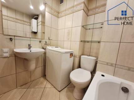 Zadbane Mieszkanie Gliwice Sikornik, 2 Pokoje z windą co piętro