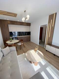 Lux dwa pokoje w centrum blisko UJK