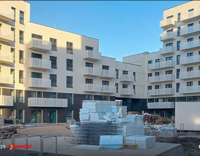 Kawalerka z balkonem/Winogrady.