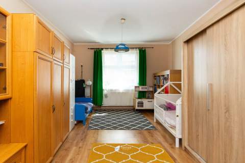 3 pokoje 81 m Balkon Klimatyczna kamienica