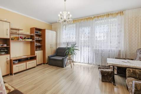    Wysoki parter   Duży balkon   Do wprowadzenia   