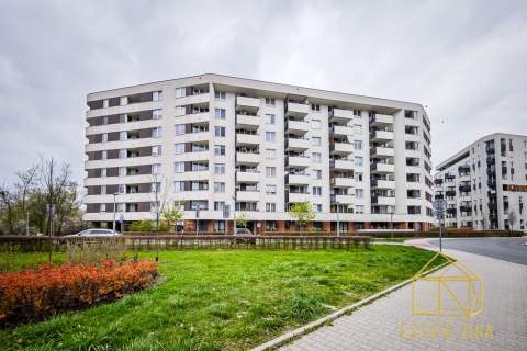 3 pokoje Os. Avia Balkon 2 piętro