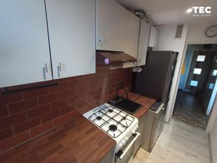 47 m 3 pokoje osobna kuchnia po remoncie