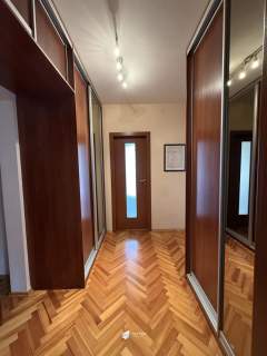 PIĄTKOWSKA 3POK USTAWNE ŁADNE BALKON WINDA CISZA