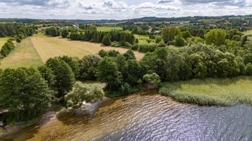 Działka budowlana nad jeziorem w Łapalicach