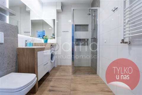 Apartament nad morzem- taras, garaż 