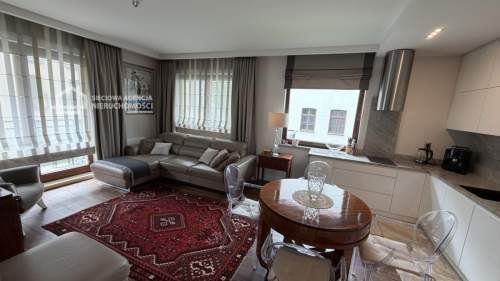 2-pok. apart z balkonem i miejscem w hali -Sopot