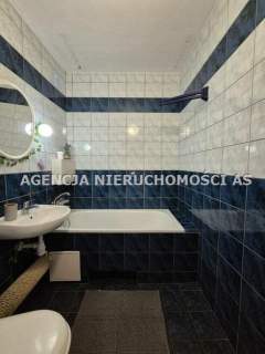 KAWALERKA Z WIDOKOWYM BALKONEM