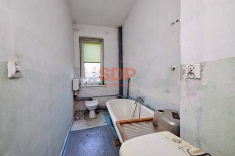Przestronne 80 m2 piwnica 10 m2 - Bytom Szkolna, po remoncie...