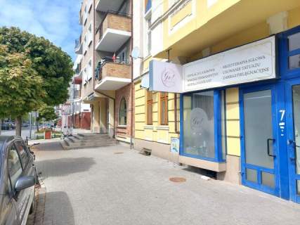 Lokal użytkowy o pow. 20,1 m2 vis a vis Biedronki