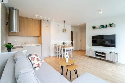 Pierwszy najem Balkon Miejsce postojowe