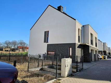 bliźniak/Księginice/Kobierzyce garaż pompa ciepła