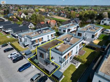 Apartament z ogródkiem i tarasem na dachu Węgrzce