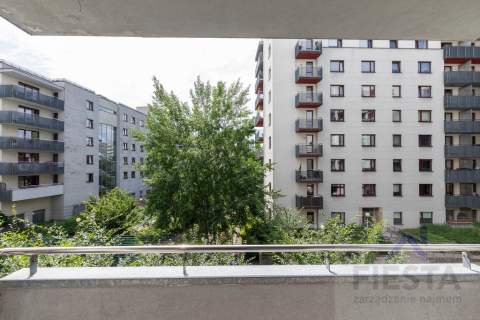 Ursynów/ 2 pokoje/ balkon/ garaż/ METRO NATOLIN