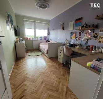 Bliźniak po remoncie pom. gospodarcze 234 m 