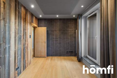 Przestronny apartament na ostatnim piętrze 