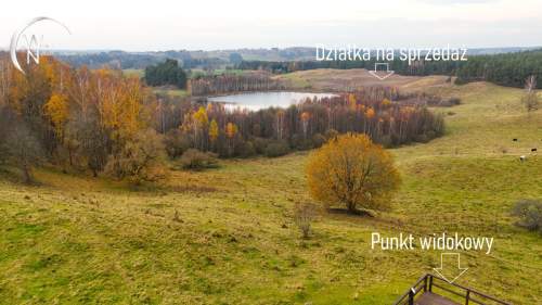 Działka nad jeziorem