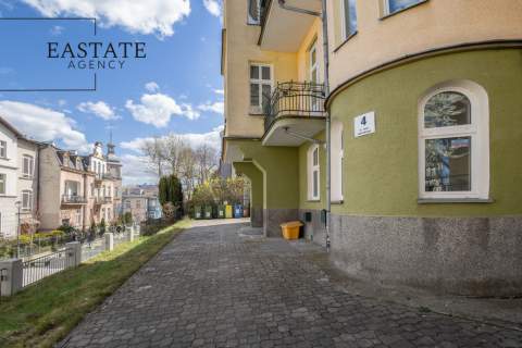 Przestronne Biuro 129 m2, 6 Gabinetów, Kamienica