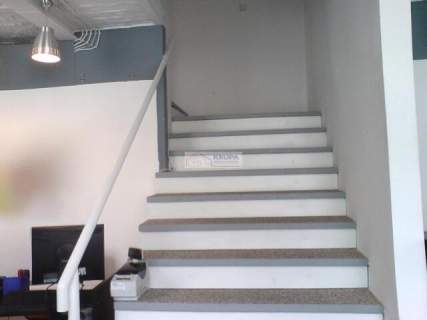 Nieruchomość komercyjna do wynajęcia, 200 m2, Warszawa