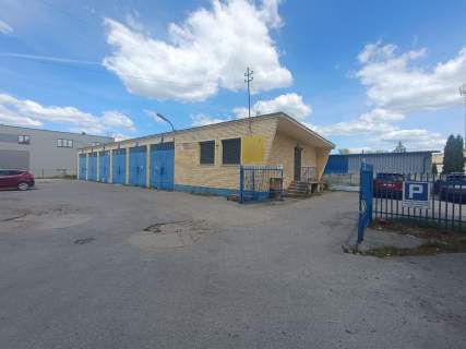 Hala 250 m2 z placem - KSM ul. Sandomierska