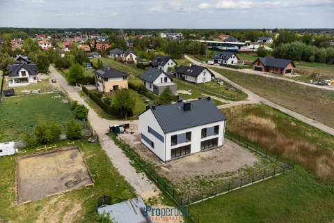 Funkcjonalny bliźniak spokojne sąsiedztwo