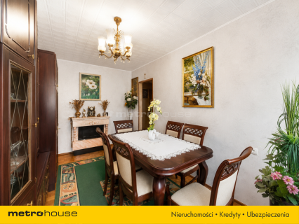 44,10 m 1 piętro blisko centrum balkon