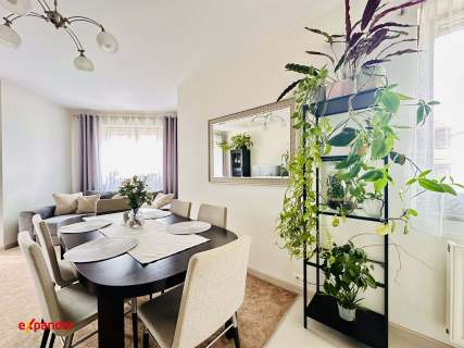 Komfortowe 3 pok/ Zamknięte osiedle/Zieleń/Balkon