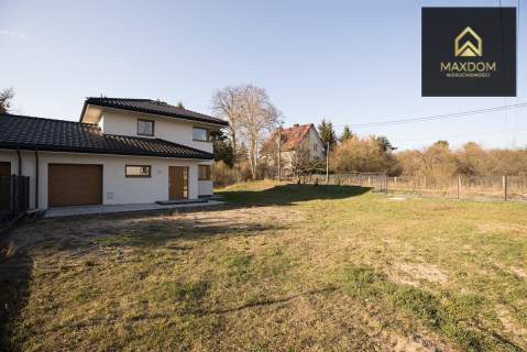 Bliźniak 919m2 działki rekuperacja garaż gładzie
