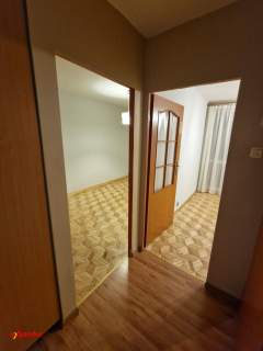 3-pokojowe mieszkanie w wieżowcu z balkonem