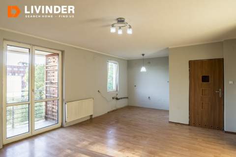 3 pok. jasne, dwupoziomowe ze schowkiem balkon.