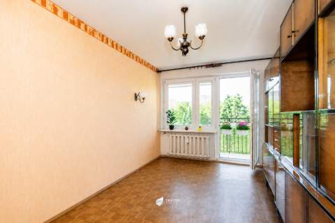 3 pokoje z balkonem i piwnicą