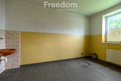 Lokal usługowy 280 m Leżajsk Spółdzielcza