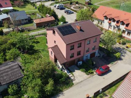 Bliźniak 140 m garaż ogródek Różyny