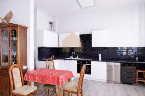 Mieszkanie/ 2 pokoje/parter/balkon