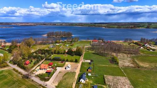 Działka z udziałem w plaży - LEŚNIEWO